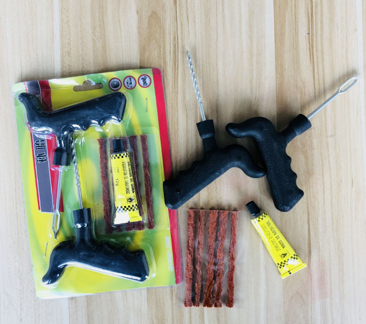 Auto quick tire repair kit tire injection DIY self-drive emergency tire repair tape