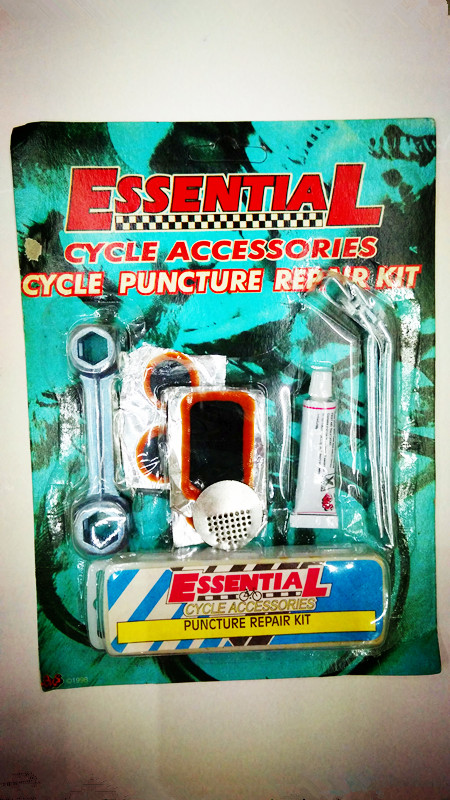 Pick up the small hole spanner tire bicycle repair tools (tire repair tool)