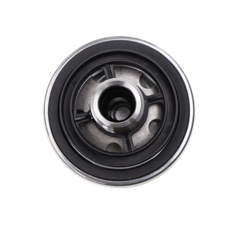 Applicable to CC Ming Rui Hao Rui Maiteng 1.8t2.0t New Passat Shangku Tiguan Sagitar Oil Filter