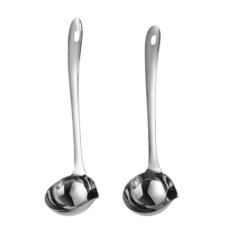 304 Stainless Steel Grease Strainer Oil Dipper Points Skimming Oil Soup Spoon Household Oil Filter Oil Leakage Oil Points Oil Dipper Oil Soup Separation Spoon