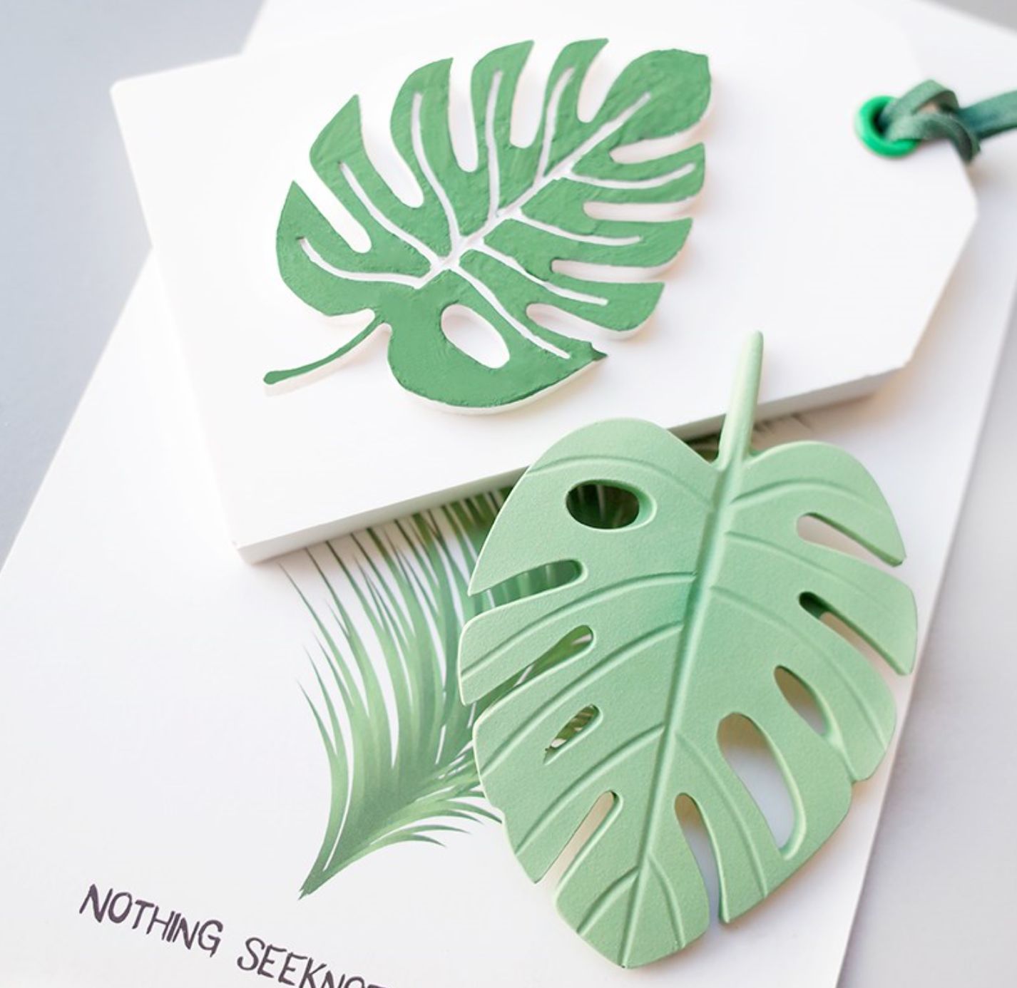 Cross-Border 4-Piece Leaves Monstera Aromatherapy Wax Tablets Mold Ins Plaster Car Pendant Fragrant Stone Mold