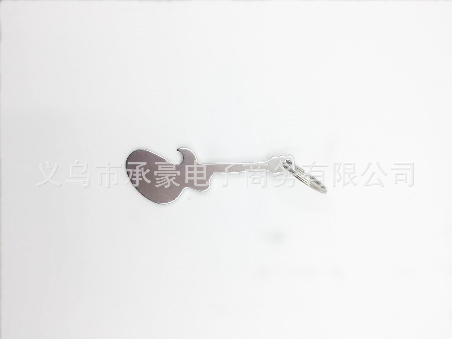 Factory bottle opener environmental protection aluminum alloy beauty bottle opener metal bottle opener key chain spot custom wholesale