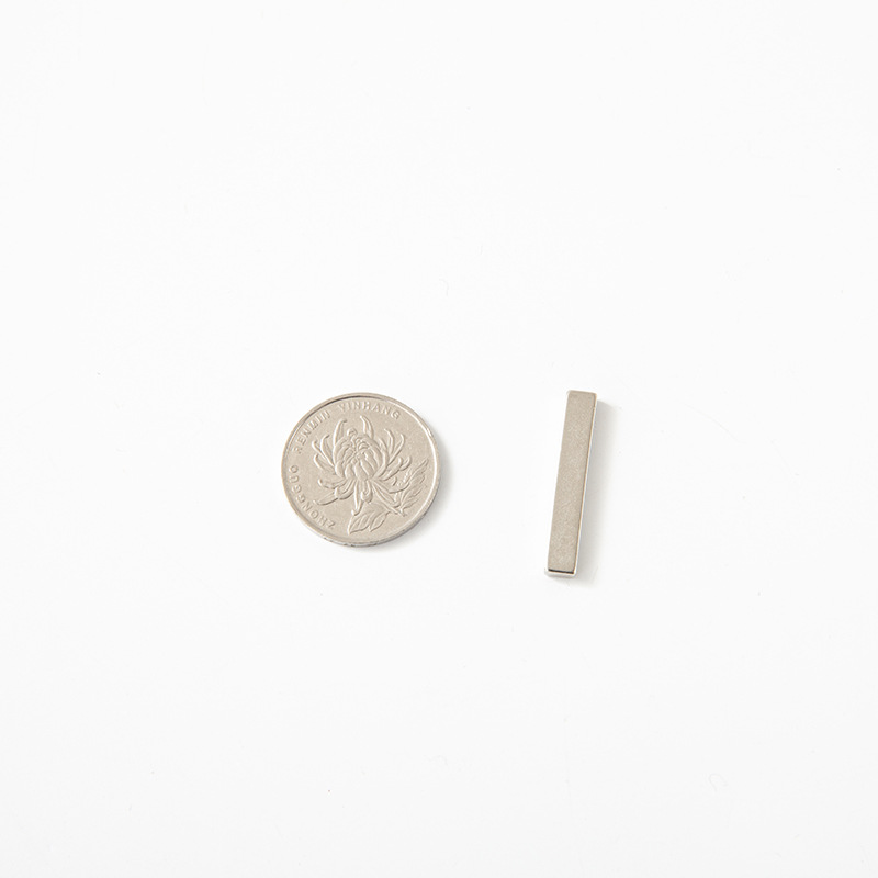 Manufacturers Supply NdFeB Flat Thin Magnet Square Magnet round Magnet Countersunk Ring Magnet Customization