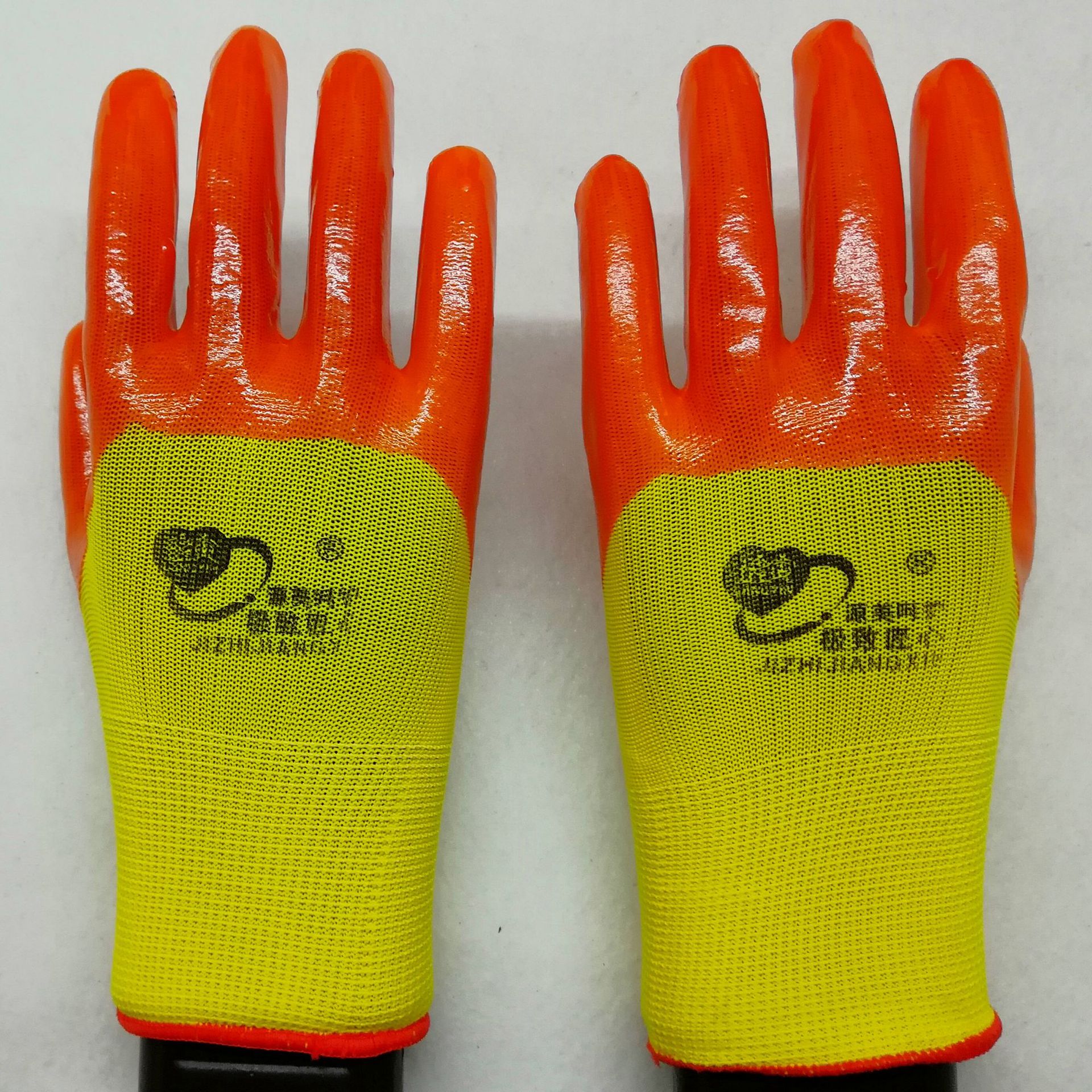 Langyin labor protection glove soaked in acid alkali wear resistant cowhide protective work half hanging PVC gloves P318