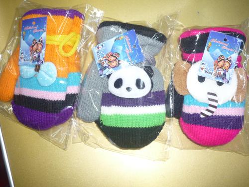 Children&#039;s fashion hanging neck cartoon gloves