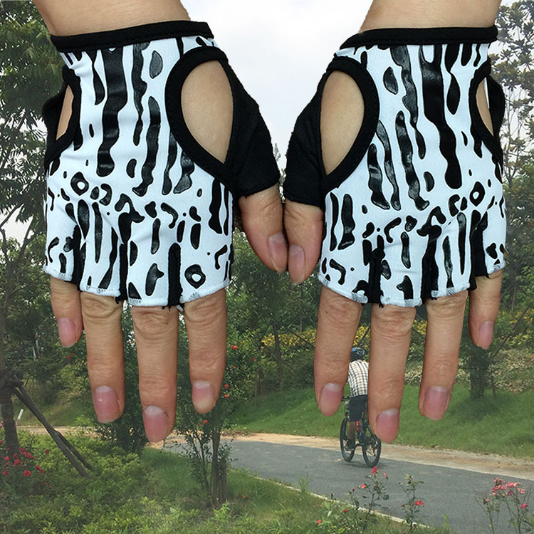 Exclusive for Cross-Border Women&#039;s Leopard-Print Iron Gloves Goddess Fingerless Fitness Training Half-Finger Gloves for Riding Ladies