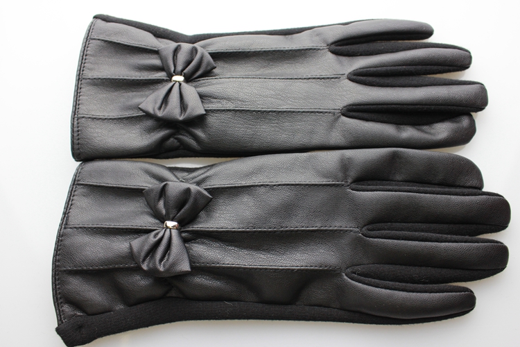 Factory direct wild women don&#039;t fall down and washed leather PU gloves wholesale cotton gloves