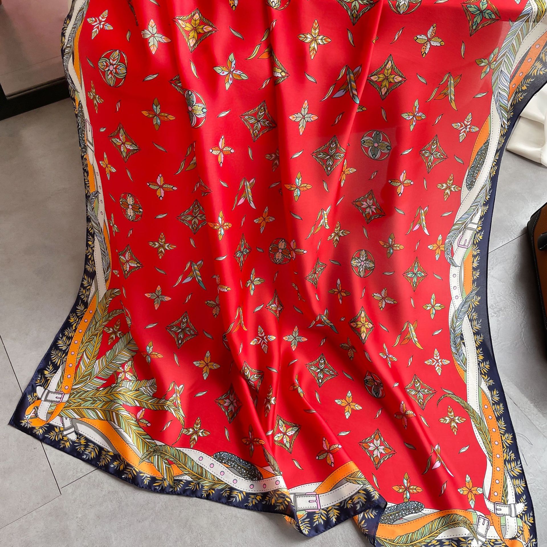 New Korean Style Spring and Summer Geometric Printed Scarf Female 90cm Scarf Sunscreen Shawl Decorative Beach Towel Factory Wholesale