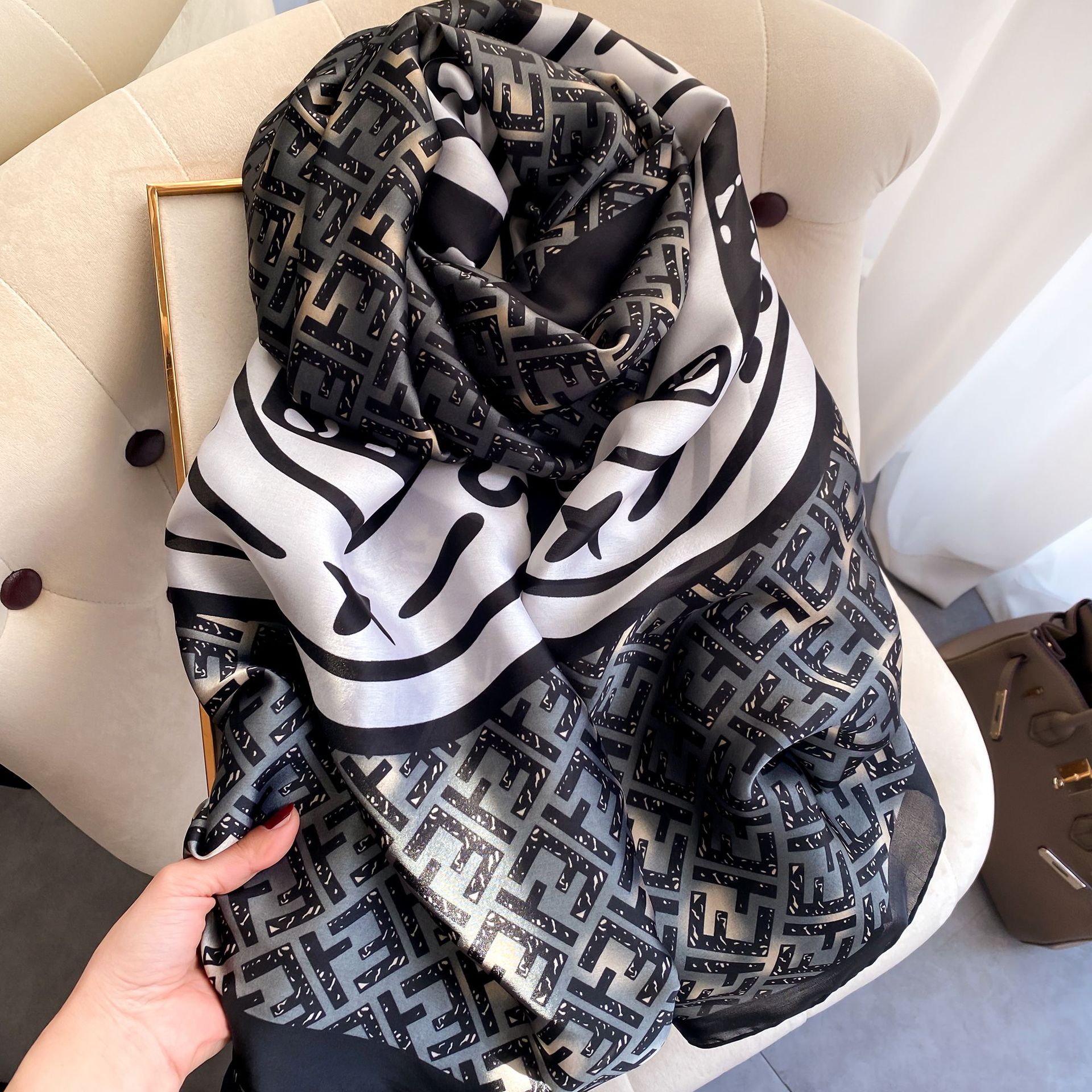 Silk Scarf Women&#039;s Artificial Silk Spring and Autumn Korean Letter New Satin Thin Long Four Seasons Beach Towel Sunscreen Shawl Scarf