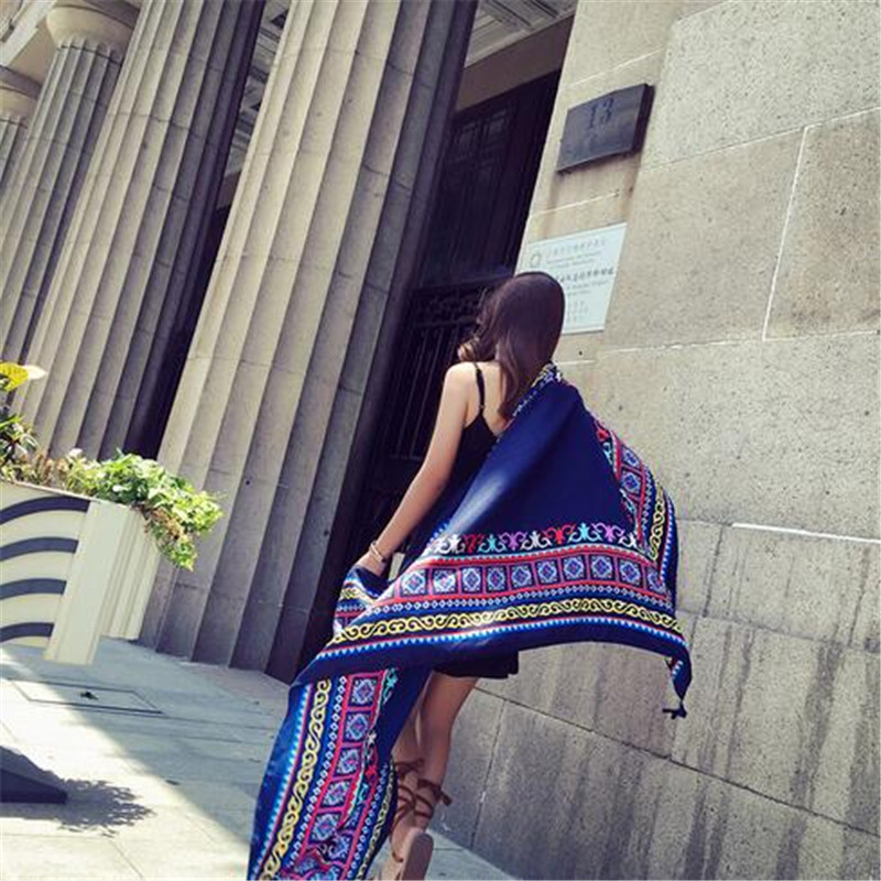 2018 Bohemian Ethnic Style Women&#039;s Travel Photography Beach Towel Variety Scarf Air Conditioning Shawl Dual-Use