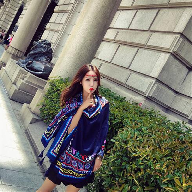 2018 Bohemian Ethnic Style Women&#039;s Travel Photography Beach Towel Variety Scarf Air Conditioning Shawl Dual-Use