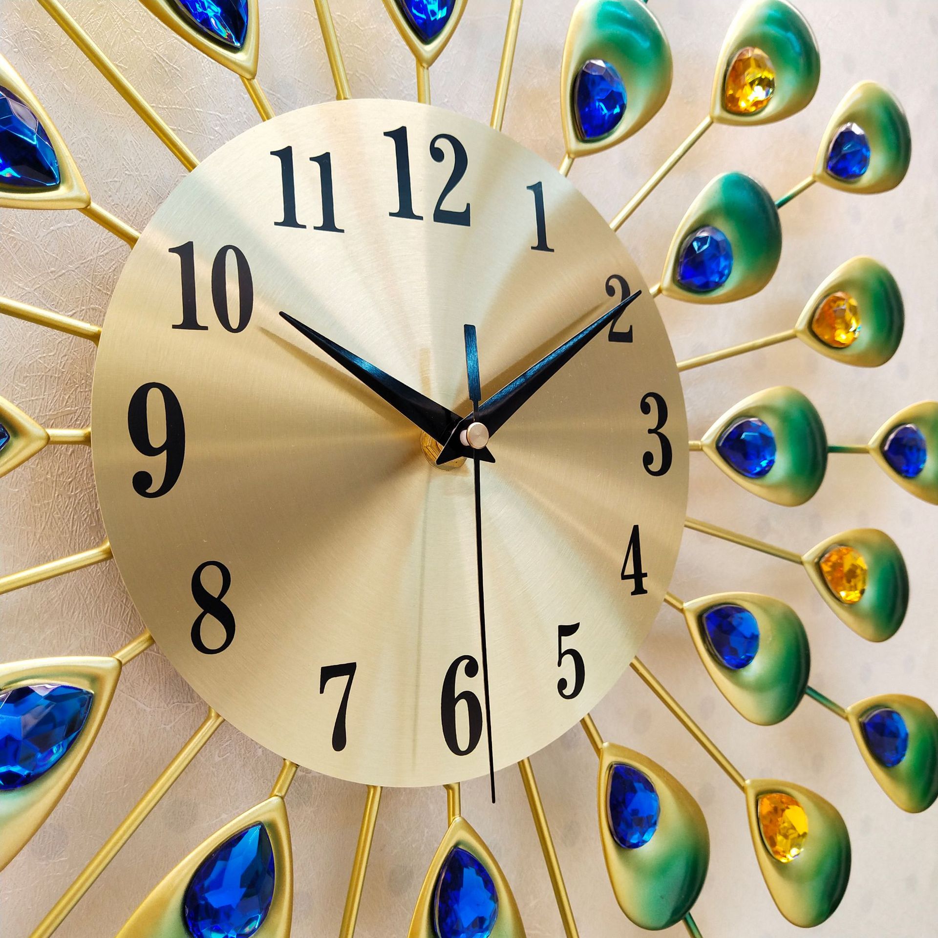 One Red Peacock Wall Clock Living Room Creative Clocks Household Mute Personality Pocket Watch Quartz Clock Clock Wholesale Foreign Trade