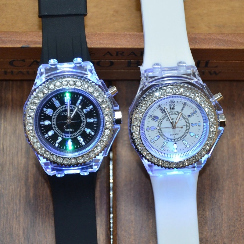 Silicone Watch Whole Women&#039;s Fashion Watch Student Watch Flashing Light Led Diamond Foreign Trade Popular Style Watch