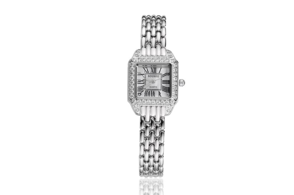 Huangdun 2018 new products on the market fashion alloy watch life waterproof watch manufacturers wholesale