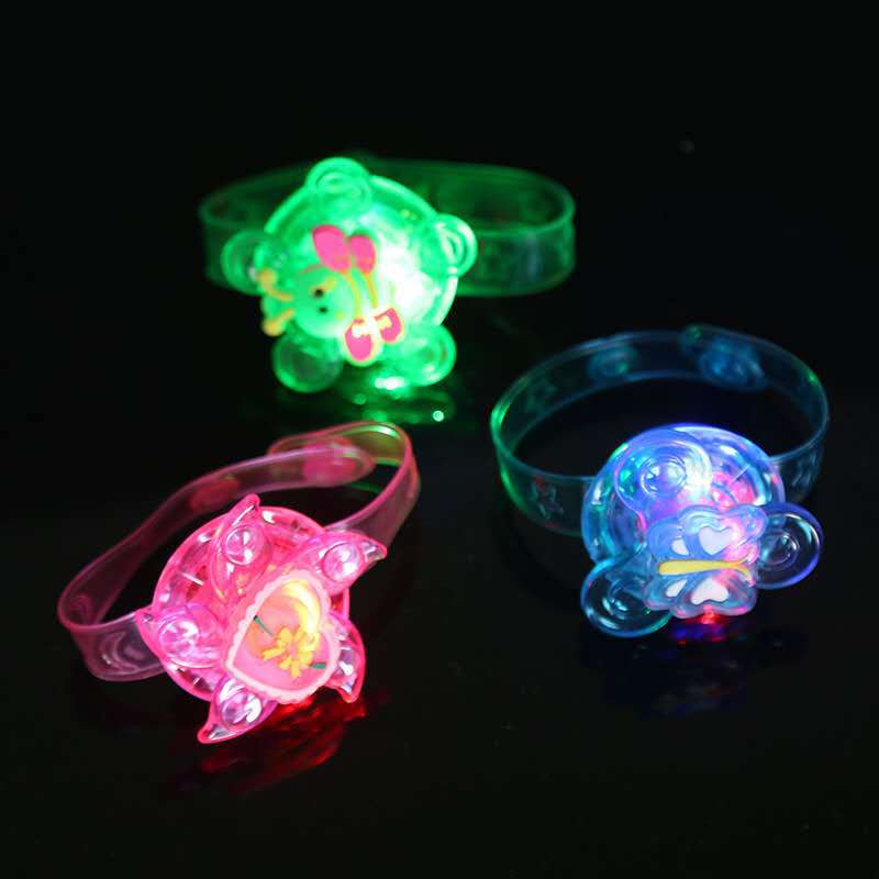 Hot Sale Children&#039;s Light-Emitting Gyro Watch Flash Spinning Top Bracelet luminous toys