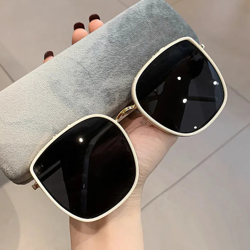 Celebrity Style InternetFamous and Vintage KoreanStyle Glasses round Face Trendy Sunglasses for Women 2021 New