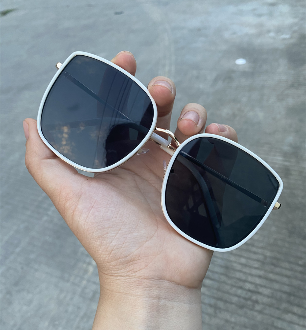 Celebrity Style InternetFamous and Vintage KoreanStyle Glasses round Face Trendy Sunglasses for Women 2021 New