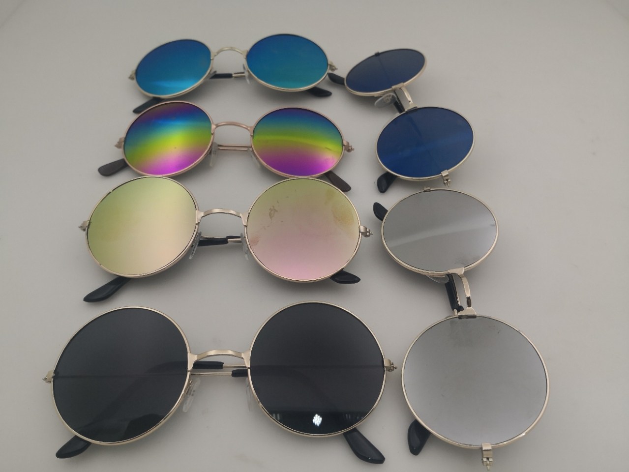 Kids Sunglasses Male and Female Baby round Sunglasses Frog Mirror Color Film Reflective Sunglasses,