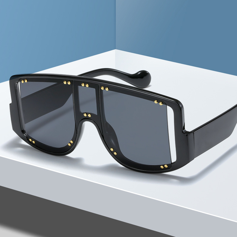 New One-Piece Rivet Sunglasses Large Frame European and American Fashion &amp; Trend Sunglasses Women&#039;s Retro Glasses 2801