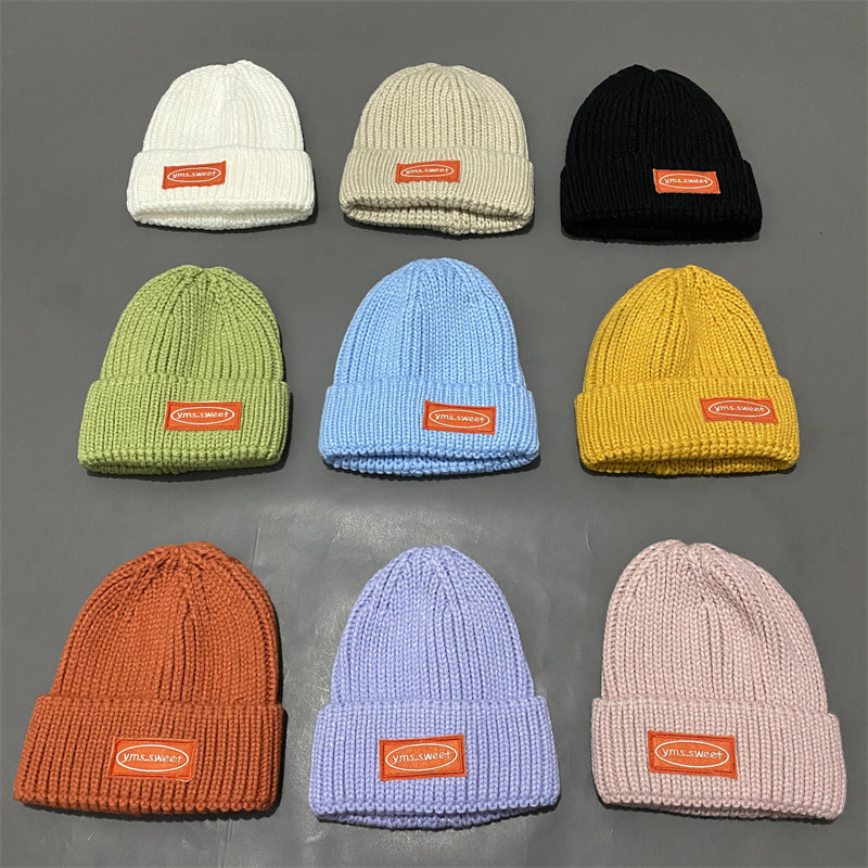 Cross-Border New Arrival Letters Knitted Hat Men&#039;s and Women&#039;s Warm Flanging Wool Hat Versatile Korean Ins Casual Skullcap