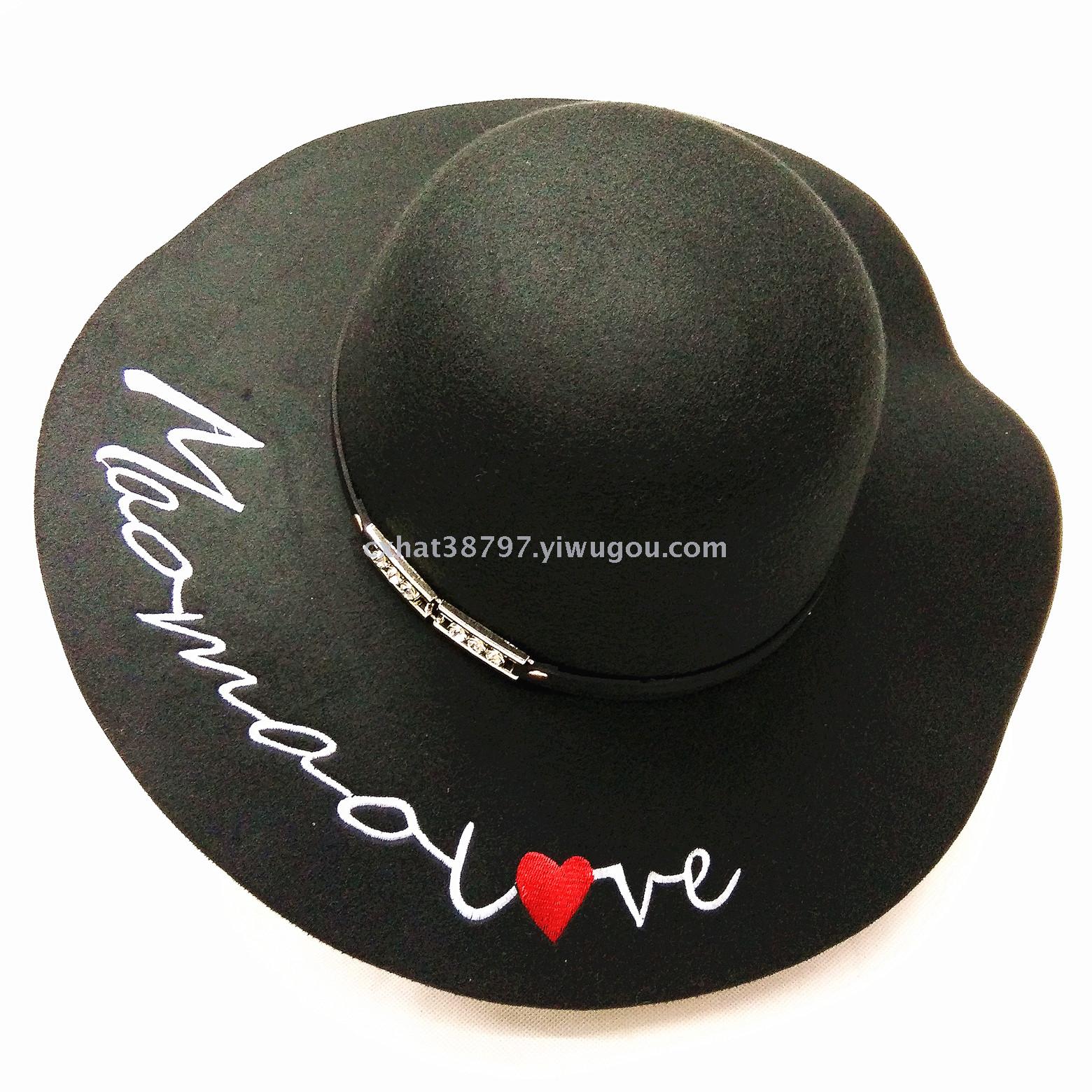The new type of travel sun block sunshade is a top of the wool woolen hat tour.