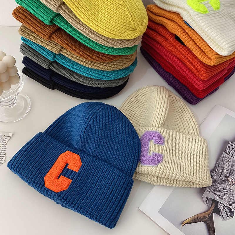 Celebrity C Letter Knitted Hat Female Autumn Outdoor Street Thermal Head Cover Beanie Hat Wholesale Advertising cap