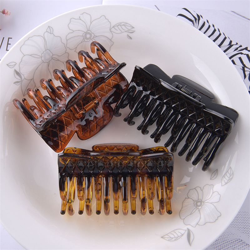 Korean simple hairpin plastic ponytail clip hair claw clip female non-slip claw clip decorative accessories