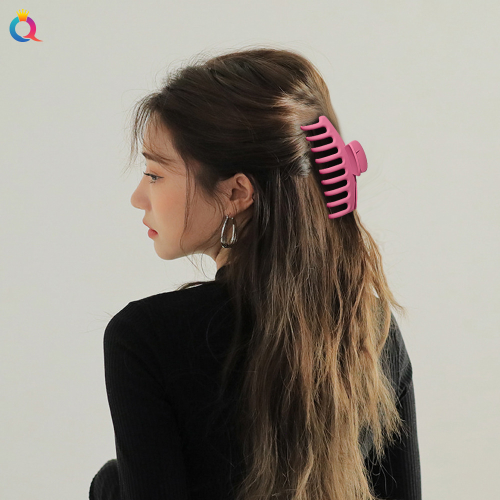 Internet Influencer Hair Clip Frosted Updo Big Hairpin Grip Bath Hair Claws Large Shark Clip Female Claw Hairpin