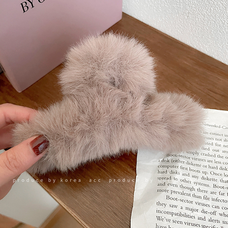 Korean-Style Imitation Rabbit Fur Gap Former Red Furry Hair Claw Updo Fashion Hairpin Girls&#039; Back Head Shark Clip Hair Accessories
