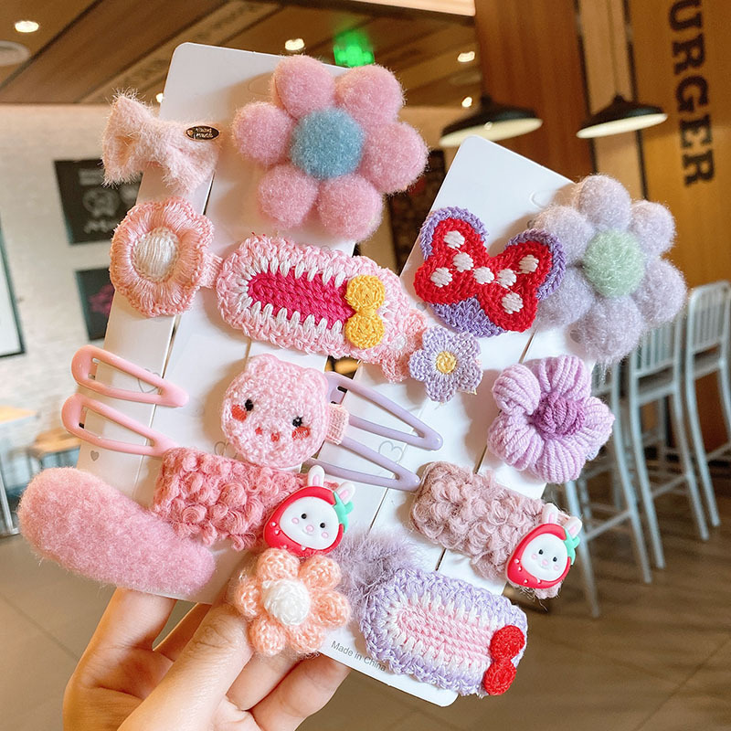 Autumn and Winter Plush Barrettes Baby Broken Hair BB Clip Cute Furry Girl Korean Princess Bangs Side Hairpin