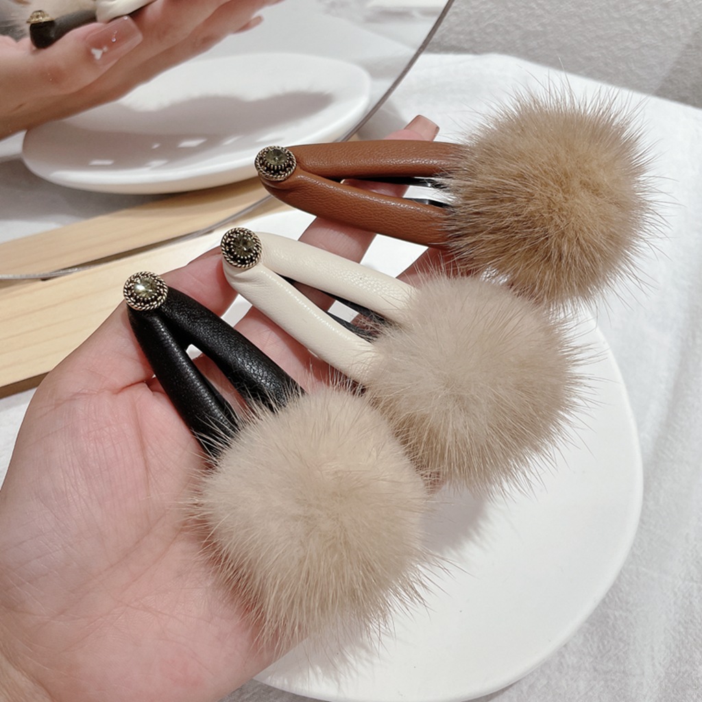 Rhinestone Furry BB Clip Cute Fashion Girl Bang Side Clip Hair Clip Headdress Hair Accessories for Women Ball Hairpin