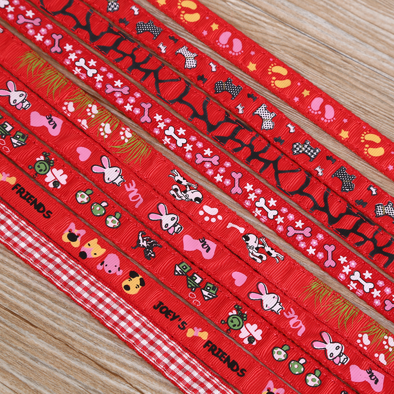 The factory sells the red printing ribbon with the pet rope with pet rope and the dog head with the footprints.