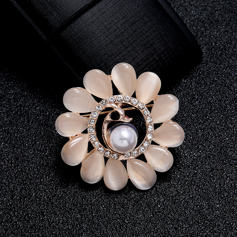 Ornament Clothing Anti-Exposure Opal Brooch Pin Custom Brooch Cross-Border Rhinestone Flower Pearl BroochBrooch