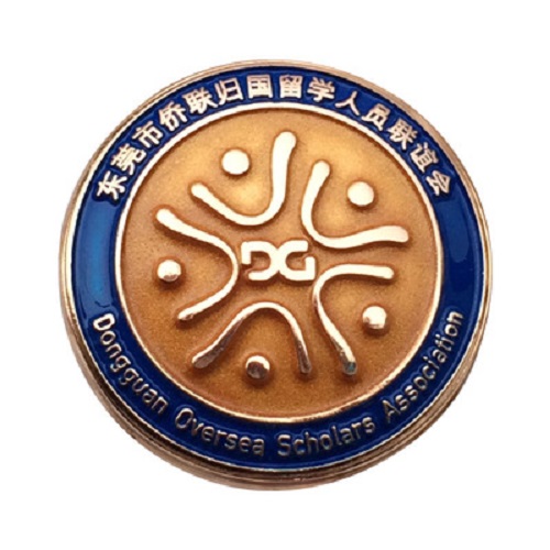 Golden M Badge Customized Paint Enamel Epoxy Brooch Customized Commemorative Badge School Enterprise Logo Report