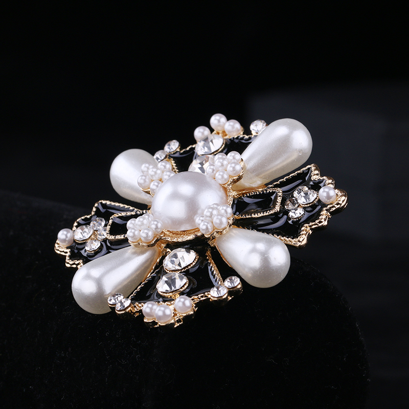 Amash hot style pearl brooch water drill inlaid brooch drop oil brooch dress accessories wholesale manufacturers
