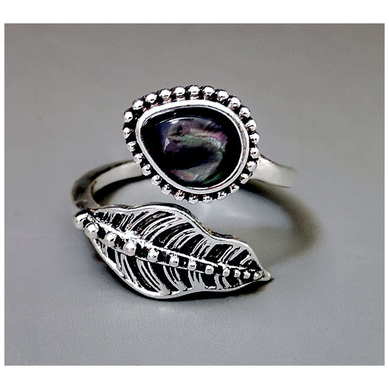 Rongyu Wish New Bohemian Shell Moonstone Ring Europe and America Creative Leaves Vintage Thai Silver Ring