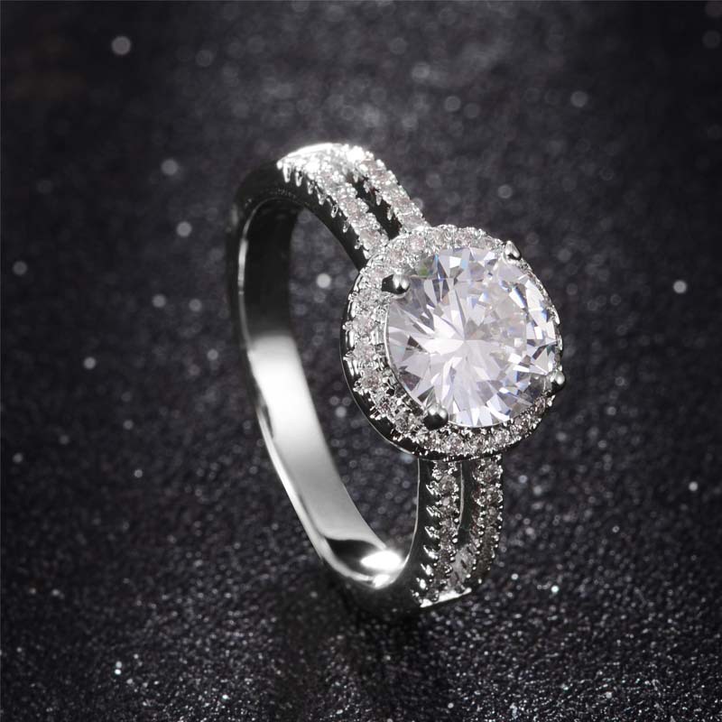 Stone Winter New Luxury Zircon qing lv shi Ring Bright Touching Gold Plated Copper Ring Manufacturers