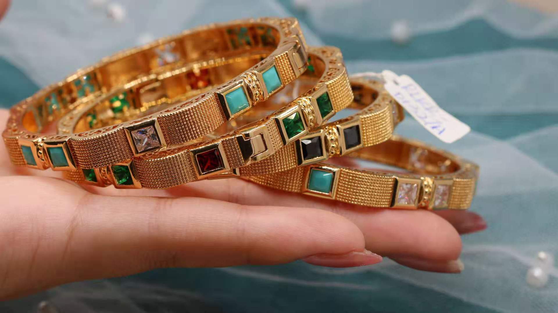 Copper-Plated Gold European and American Style Elegant Princess Square Zircon Opening Men and Women Bracelet Factory Guangzhou Direct Wholesale