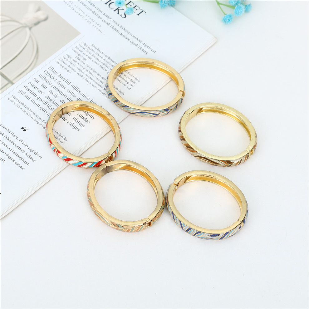 Cross-Border European and American Jewelry Exaggerated Style Alloy Dripping Bracelet Circlip Fashion Ornament Fashion Accessories