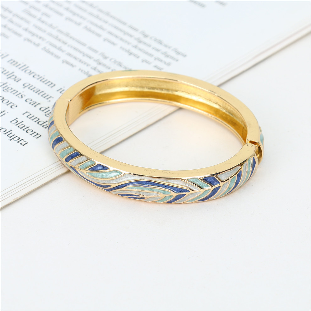 Cross-Border European and American Jewelry Exaggerated Style Alloy Dripping Bracelet Circlip Fashion Ornament Fashion Accessories