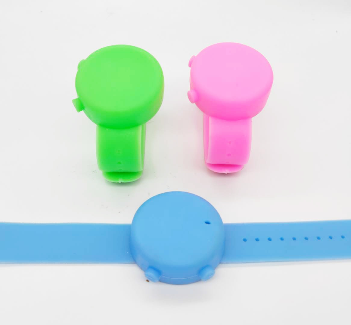 New Silicone round Hand Sanitizer Wrist Strap Disposable Portable Silicone Bracelet Hand Sanitizer Watch Factory Direct Sales