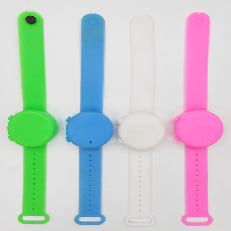 New Silicone round Hand Sanitizer Wrist Strap Disposable Portable Silicone Bracelet Hand Sanitizer Watch Factory Direct Sales