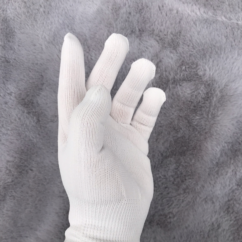B: Wholesale nylon gloves in bulk