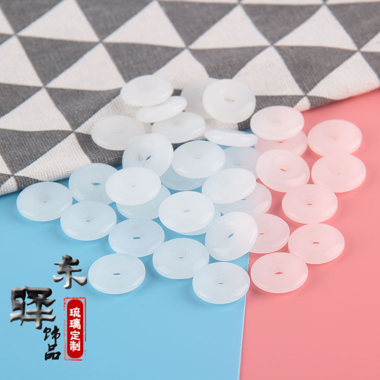 Imitation White Agate Safety Buckle Pendant White Jade Pendant Necklace Jade Pendant Jade Jade Jewelry Men and Women Send Relatives and Friends Accessories