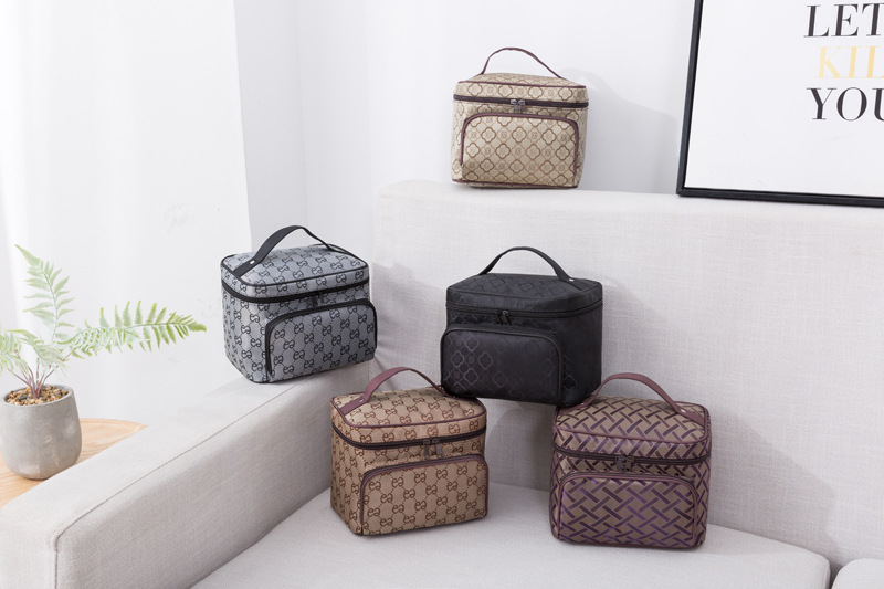Foldable Multi-Functional Jacquard Large Capacity Portable Women's Cosmetic Bag Storage Bag Travel Special Wash Bag Foldable Multi-Functional Jacquard Large Capacity Portable Women's Cosmetic Bag Storage Bag Travel Special Wash Bag