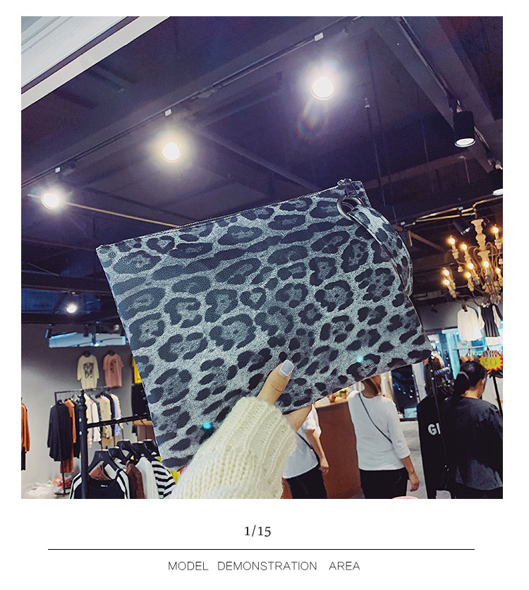 INS Clutch Female 2020 Trendy Korean Style Leopard Print Elegance Retro Hong Kong Style Fashion Tablet Bag