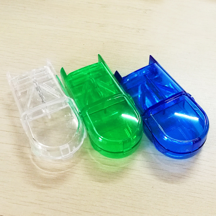 Transparent Pill Cutter with Divide Tablet Medicine Dispenser for the Elderly Convenient Carrying Travel Medicine Separating Box Medicine Cutter Box