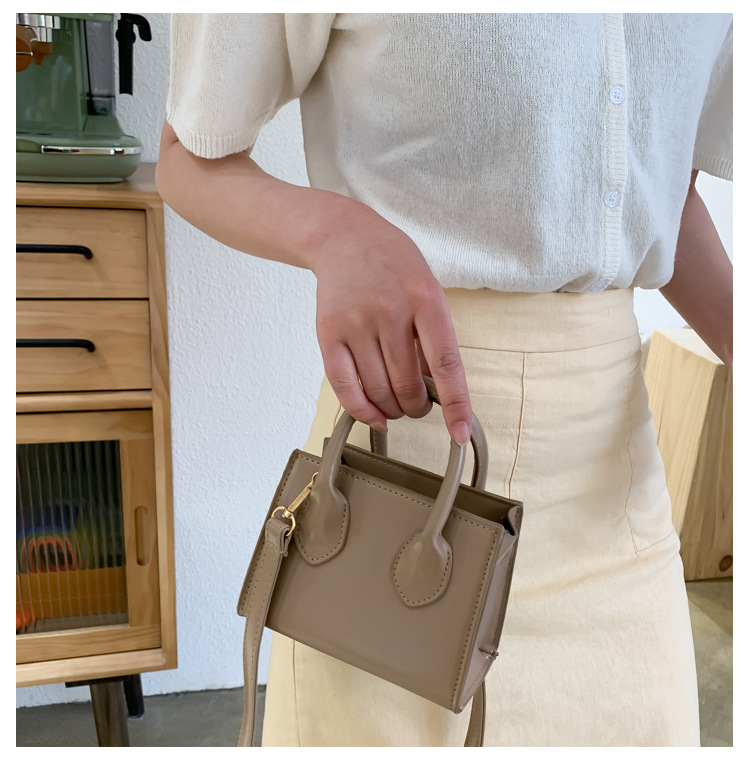 Summer Popular Bag 2020 New Trendy Korean Women Bag Mini Shoulder Crossbody Ins All-Matching Western Style Small Square Bag Summer Popular Bag 2020 New Trendy Korean Women Bag Mini Shoulder Crossbody Ins All-Matching Western Style Small Square Bag