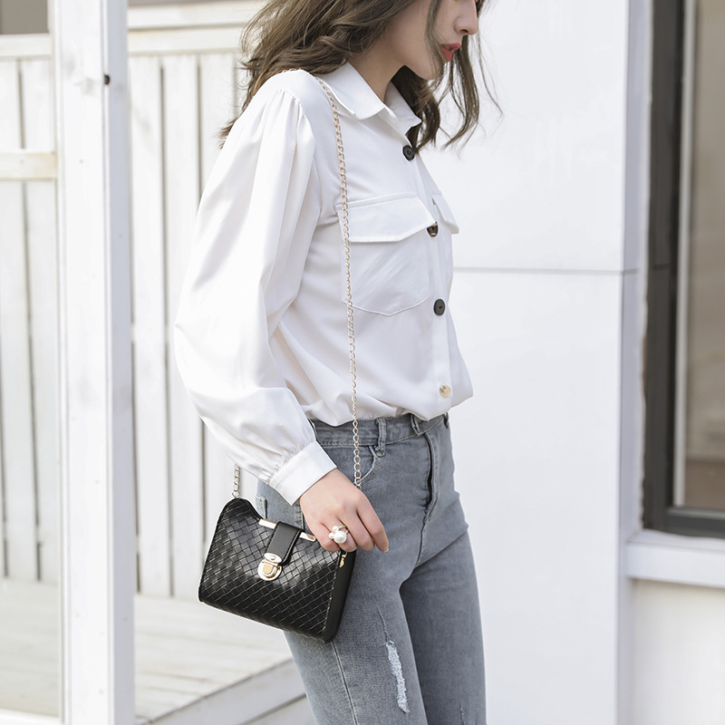 One Piece Dropshipping 2020 Winter Korean Style Cat Ear Woven Lock Chain Color Matching Small Square Bag Shoulder Crossbody Women Bag
