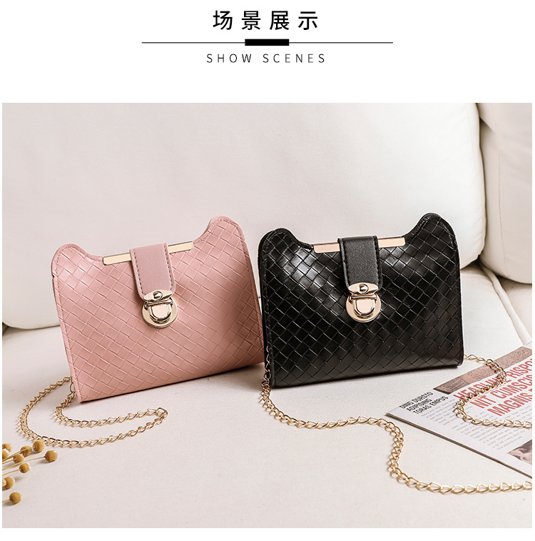 One Piece Dropshipping 2020 Winter Korean Style Cat Ear Woven Lock Chain Color Matching Small Square Bag Shoulder Crossbody Women Bag One Piece Dropshipping 2020 Winter Korean Style Cat Ear Woven Lock Chain Color Matching Small Square Bag Shoulder Crossbody Women Bag
